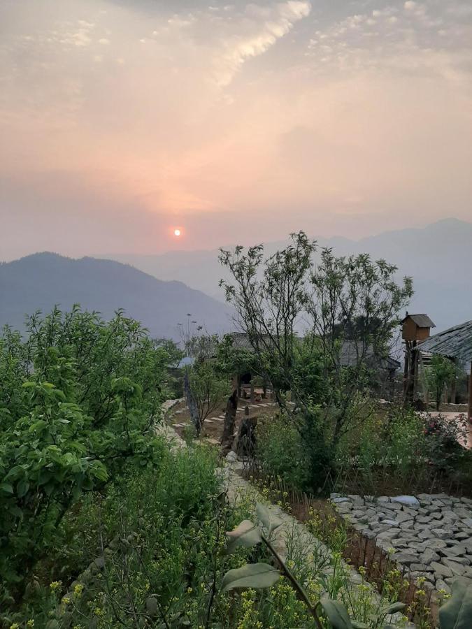 H'Mong Co Tran Sapa Homestay Exteriör bild